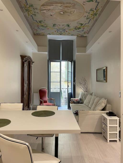 Luxury Apartment In The Heart Of Old Town Nice. Exterior foto
