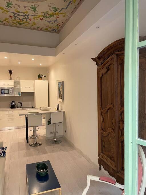 Luxury Apartment In The Heart Of Old Town Nice. Exterior foto