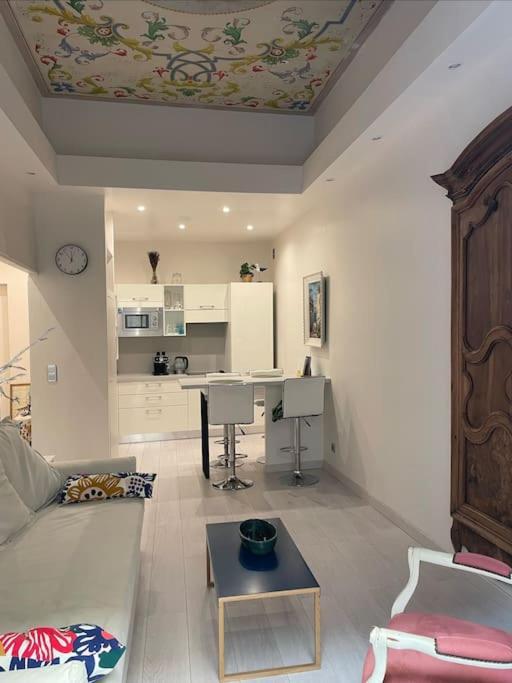 Luxury Apartment In The Heart Of Old Town Nice. Exterior foto