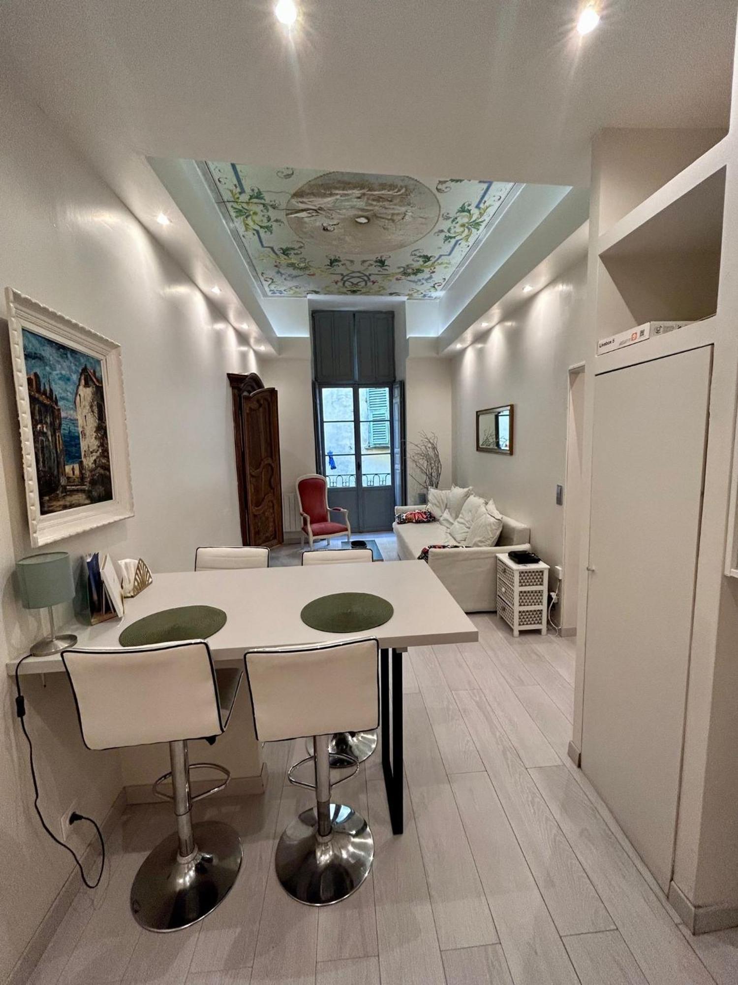 Luxury Apartment In The Heart Of Old Town Nice. Exterior foto